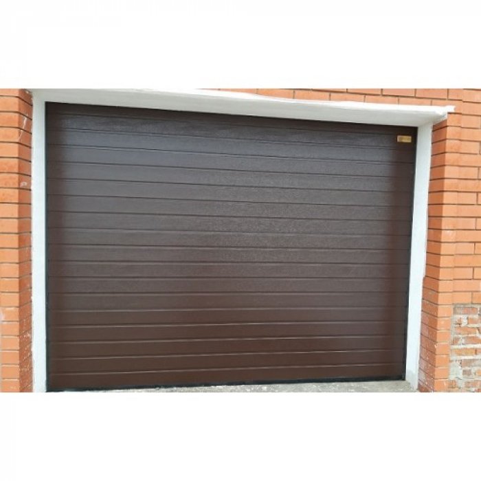 Секционные гаражные ворота Alutech 3000x2500 Trend